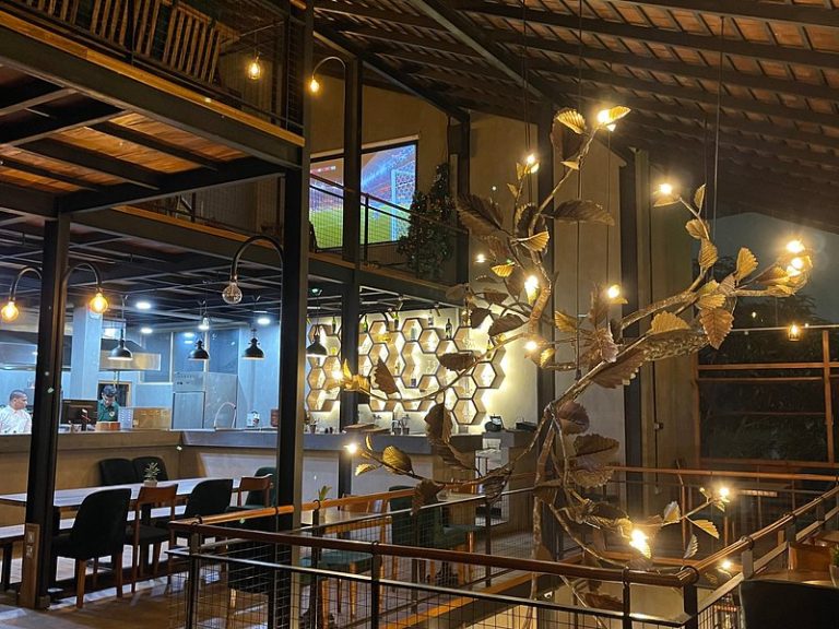 10 - The Barn by Starbeans