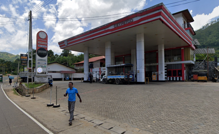 17 - Halpe Filling Station